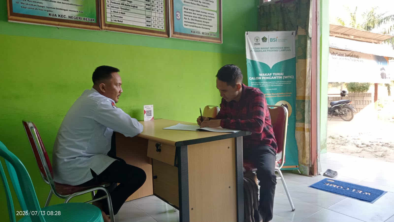 Operator KUA Negeri Besar Hadirkan Pelayanan Rekomendasi Nikah Yang Cepat Dan Akuntabel