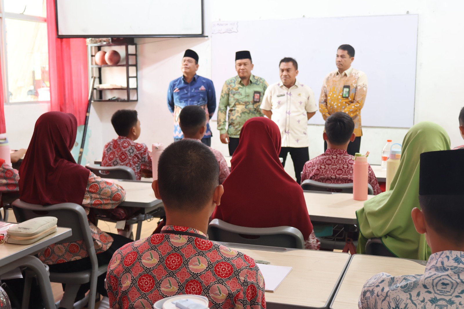 Kakankemenag Sapa Murid Baru MTsN 1 Pringsewu: Madrasah Tempat Belajar, Bertumbuh, Dan Berprestasi
