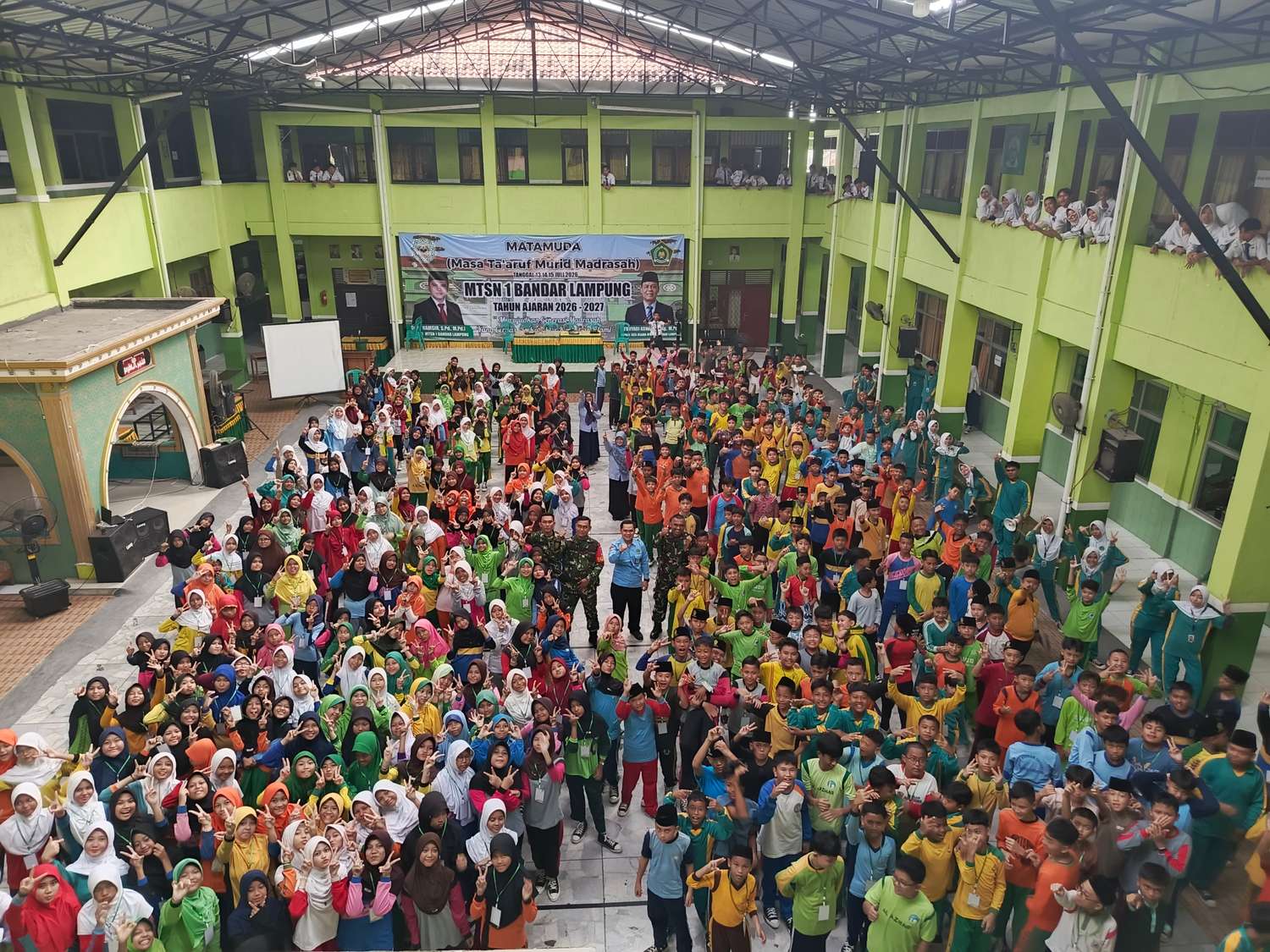 Hari Kedua MATAMUDA MTsN 1 Bandar Lampung, Murid Dibekali Wawasan Kebangsaan Dan Latihan PBB Oleh TNI