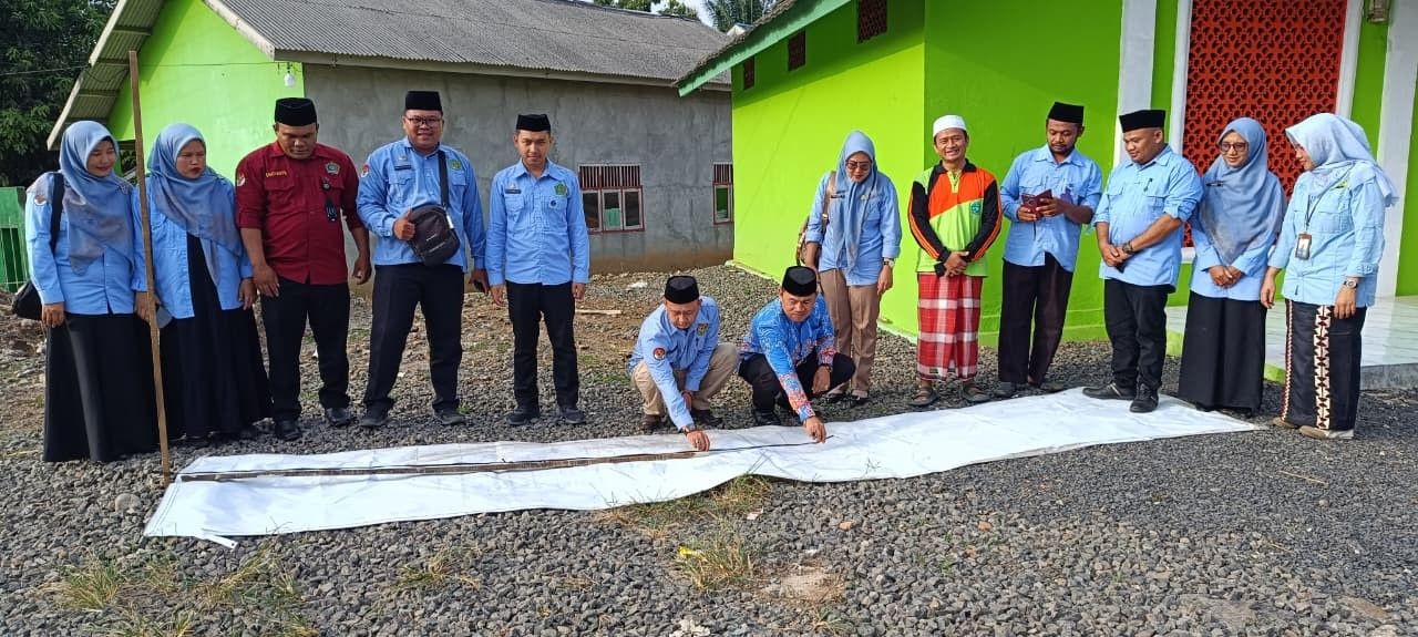 Ikhtiar Sempurnakan Salat Umat, Kakan Kemenag Way Kanan Turun Langsung Sukseskan Indonesia Berkiblat