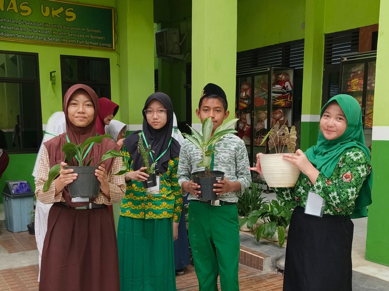 Hari Ketiga MATAMUDA, MTsN 1 Bandar Lampung Tanamkan Kepedulian Lingkungan Melalui Program ASRI Dan Ekoteologi