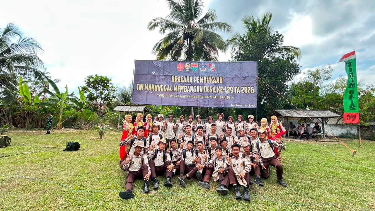 KKRI MAN 2 Lampung Utara Turut Sukseskan TMMD Ke-129 Di Desa Baru Raharja