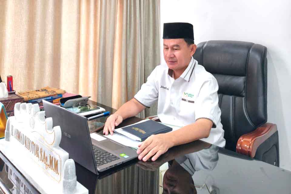 Selaraskan Manajemen Talenta ASN, Kepala Kemenag Pesisir Barat Ikuti Breakfast Meeting Kemenag RI