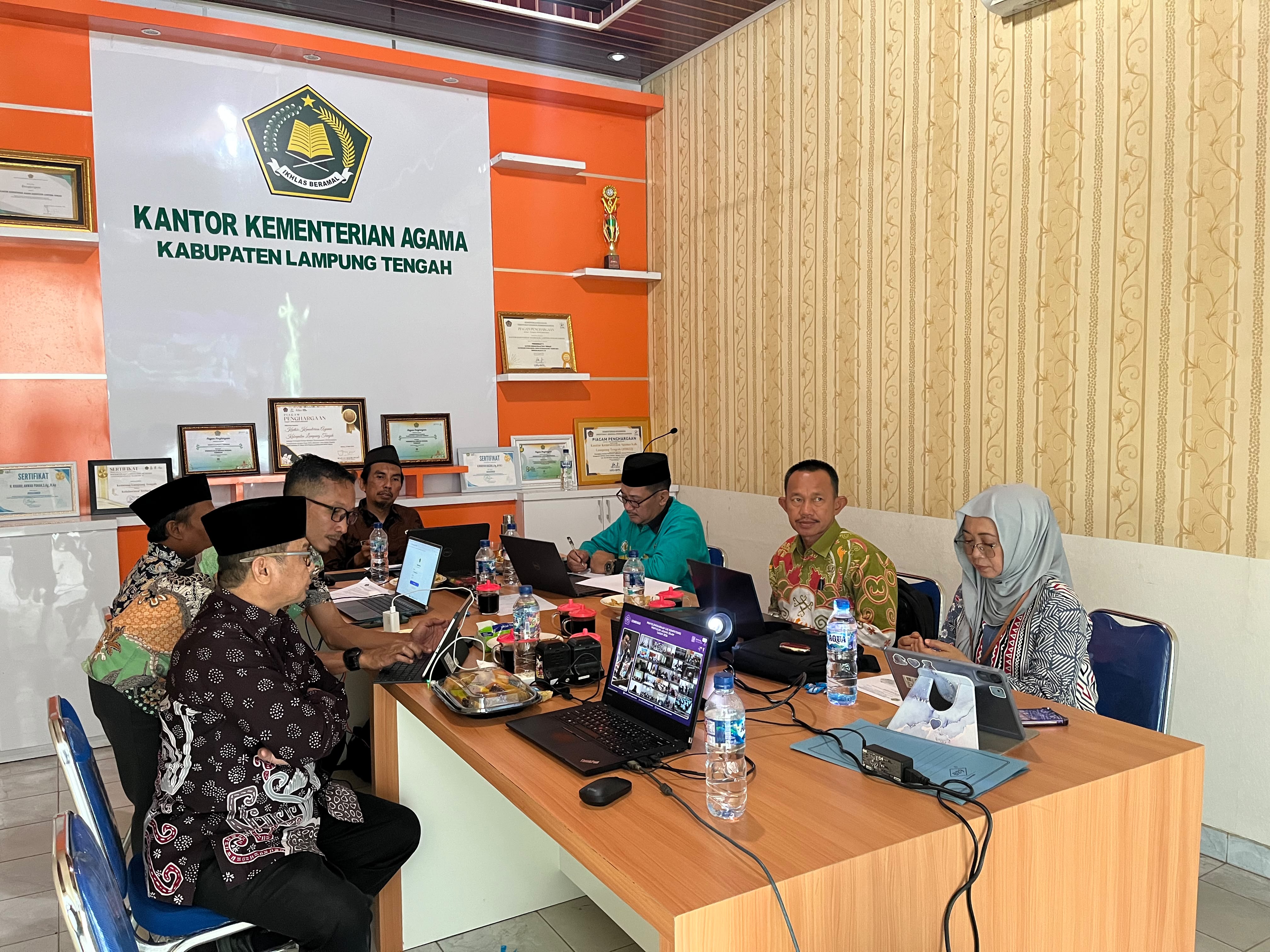 Perkuat SDM Keagamaan, Tiga Penyuluh Kemenag Lampung Tengah Jalani Penilaian Kompetensi