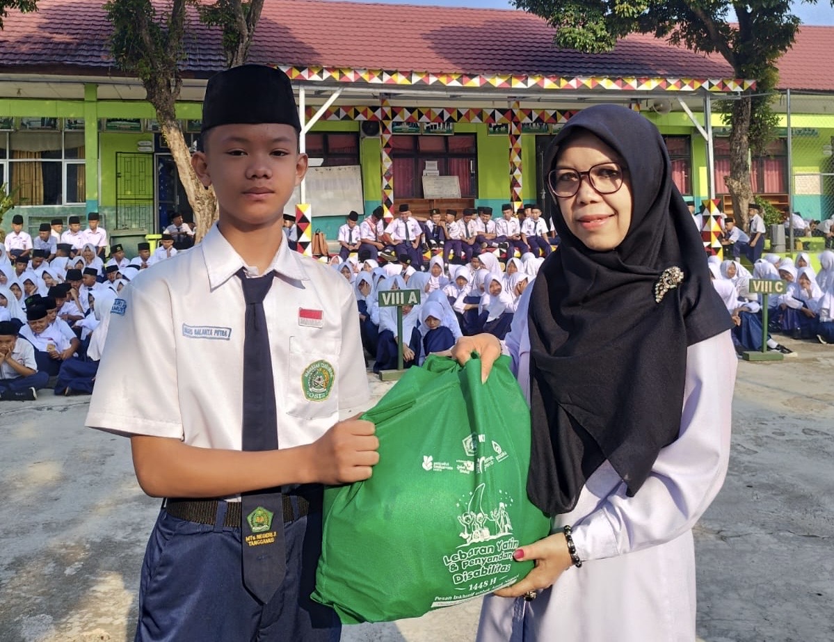 MTsN 2 Tanggamus Laksanakan Upacara Rutin Hari Senin Dengan Khidmat