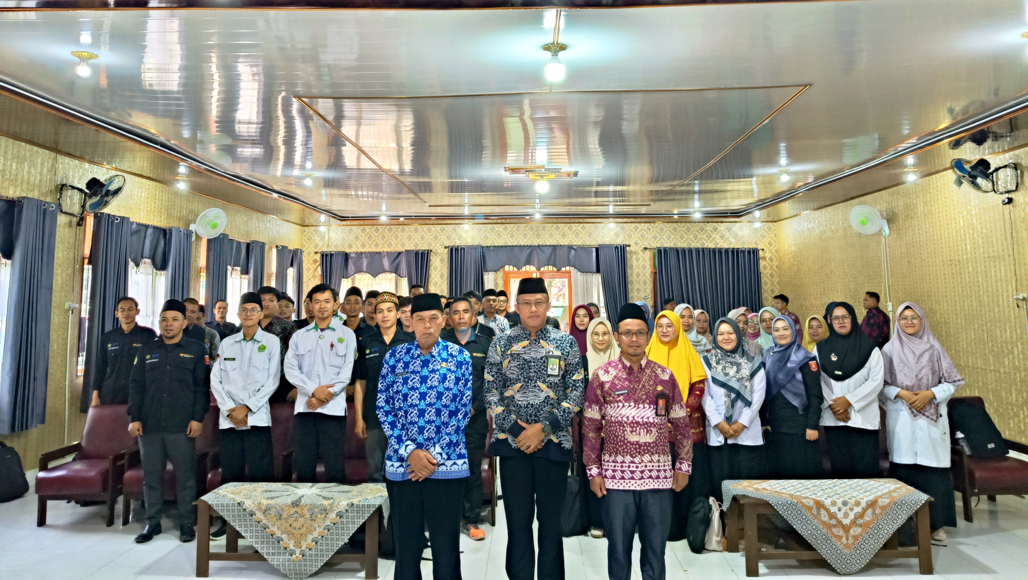 Pembinaan Operator Emis 4.0 Dan Simpatika, Miftahus Surur; Operator Adalah Jantung Madrasah