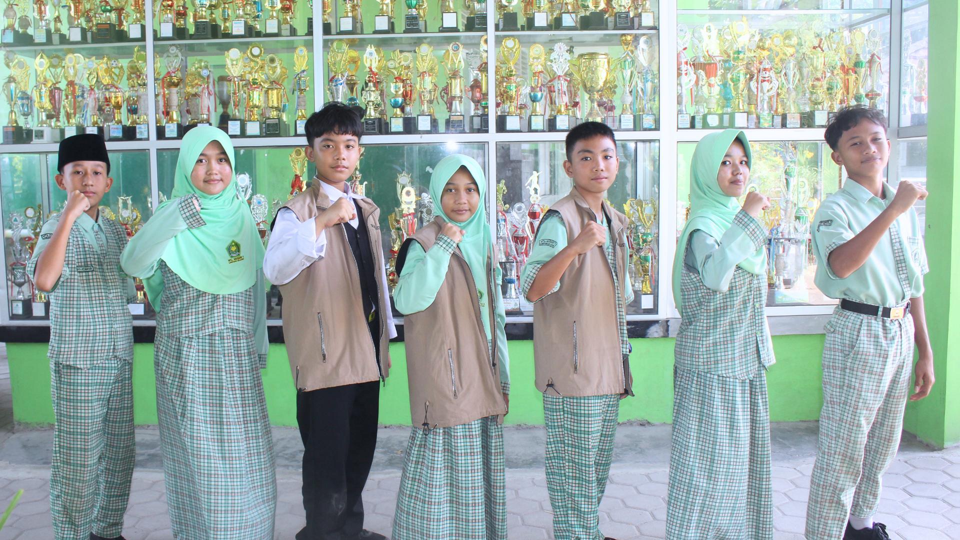 Resmi Terpilih, Tiga Jurnalis Muda Angkatan Ke-4 MTsN 1 Lamsel Langsung Digembleng dalam Diklat Perdana