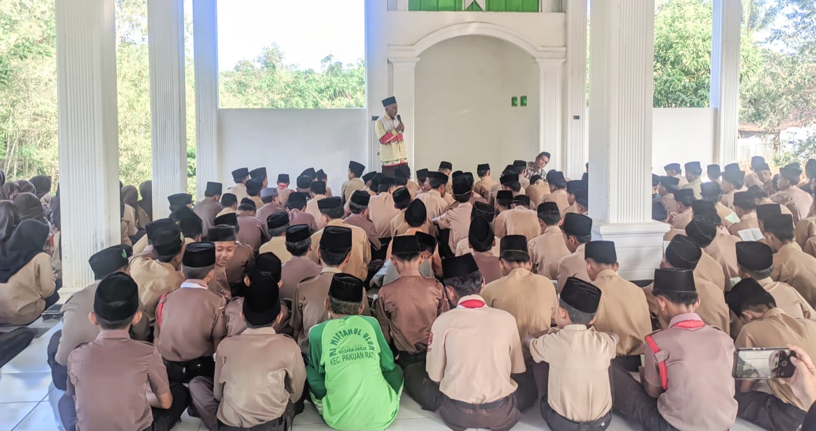 Bangun Kekuatan Spiritual, MTsN 2 Way Kanan Gelar Istighosah Rutin Bersama Seluruh Warga Madrasah