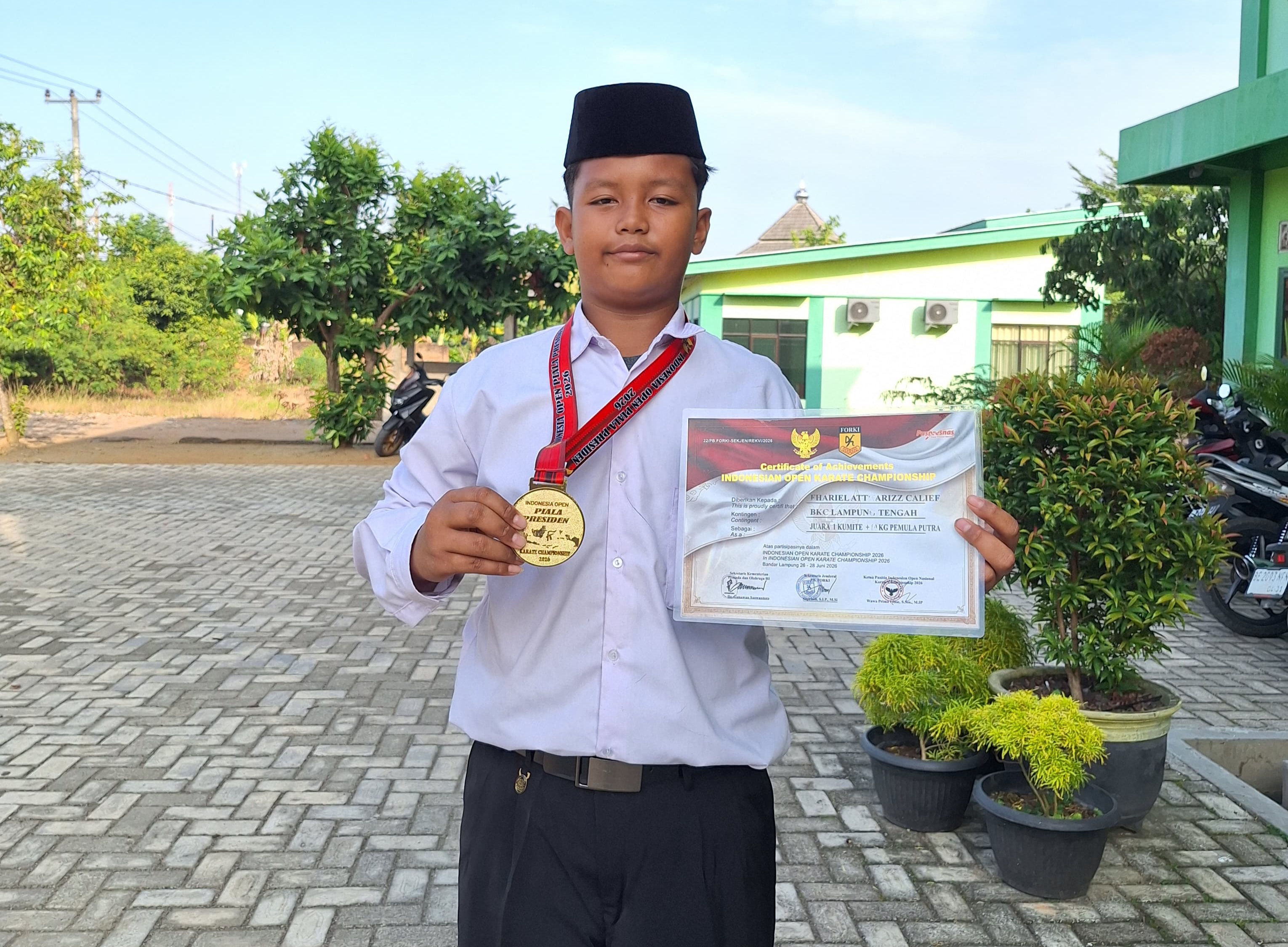 MTs Ma'arif 01 Punggur Cetak Juara di Indonesian Open Karate Championship 2026
