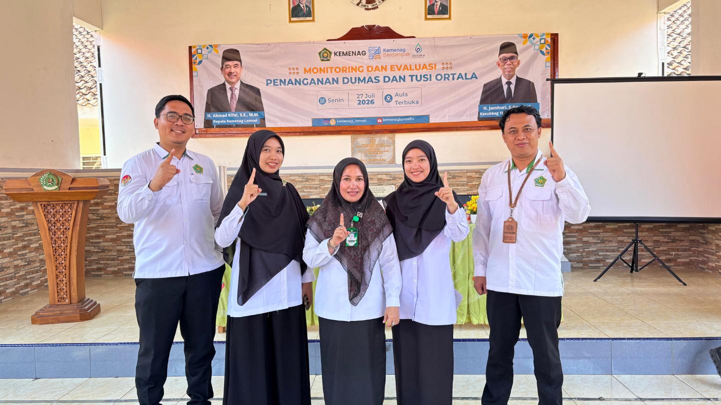 Perkuat Tata Kelola dan Transparansi, Kepala MTsN 1 Lampung Selatan dan Tim Ikuti Monev Dumas dan Tusi Ortala Kemenag