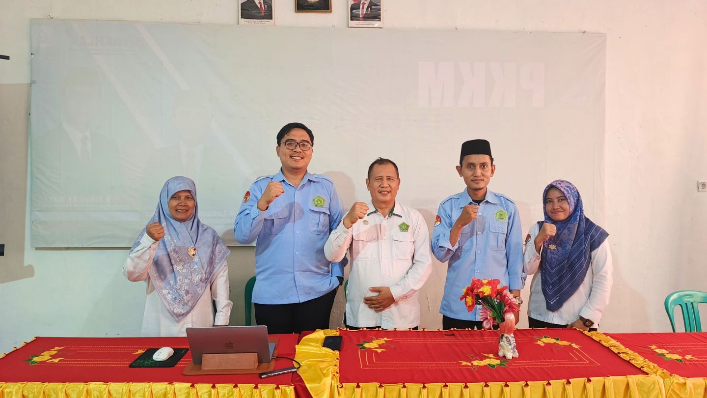 Gali Teknik Penulisan Website, Andri Sofyandi Berikan Pelatihan Jurnalistik untuk Humas MTsN 3 Lamsel
