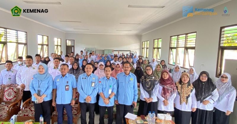Guru ASN DPK Ikuti Sosialisasi Implementasi Interkoneksi SIMPEG dan Aplikasi Gaji WEB di MAN 1 Lampung Selatan