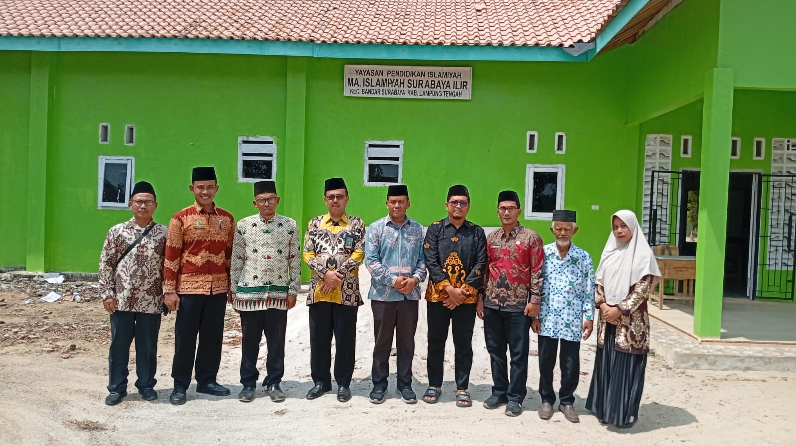 Majukan Pendidikan Madrasah, Kepala Kemenag Lampung Tengah Sambangi MA Islamiyah Surabaya Ilir