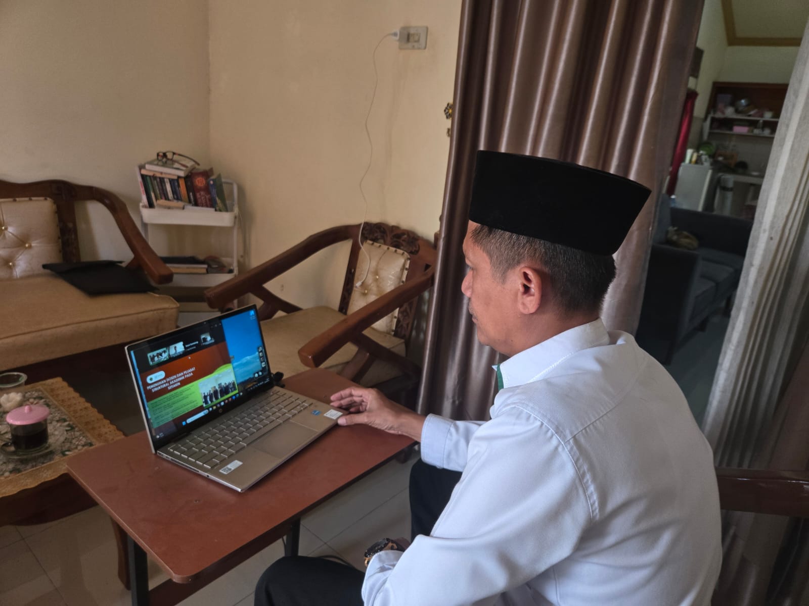 Kemenag Kota Metro Ikuti Breakfast Meeting Bersama Menteri Agama RI Secara Hybrid