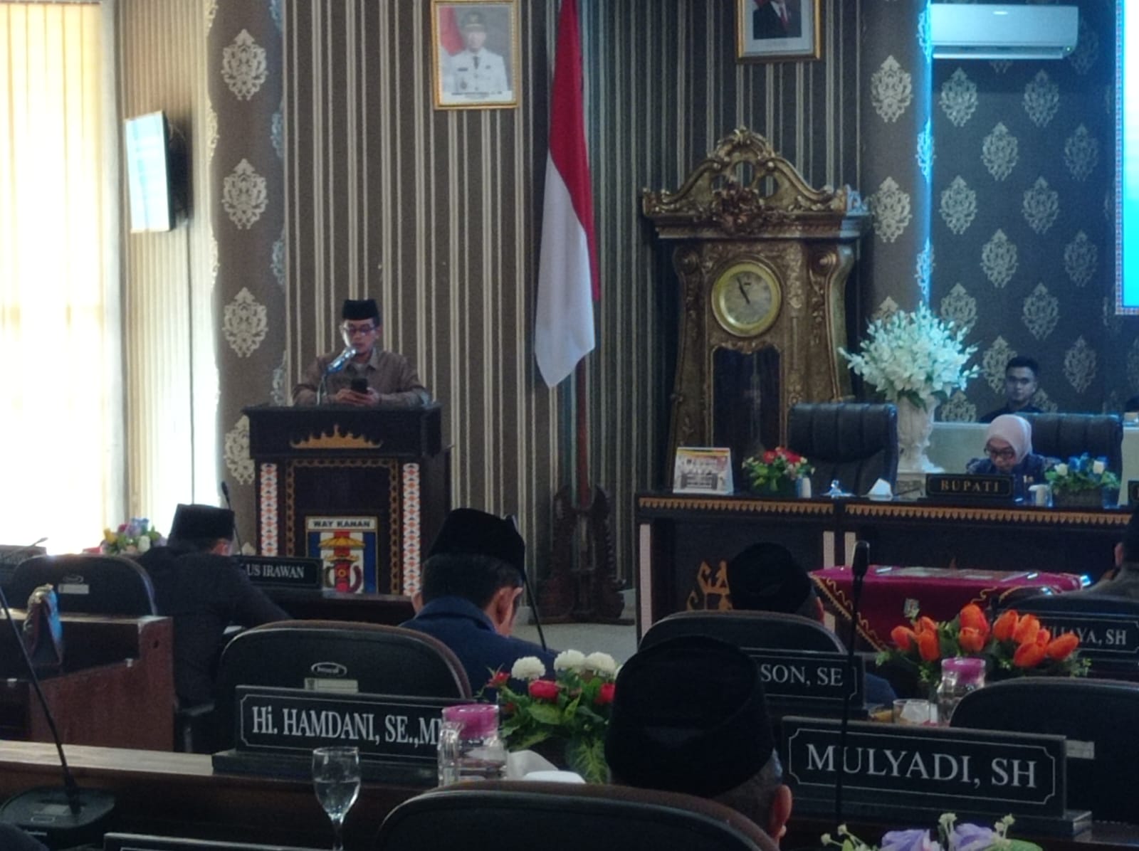 Dari Ruang Paripurna, Mujib Panjatkan Doa untuk Kemajuan Way Kanan