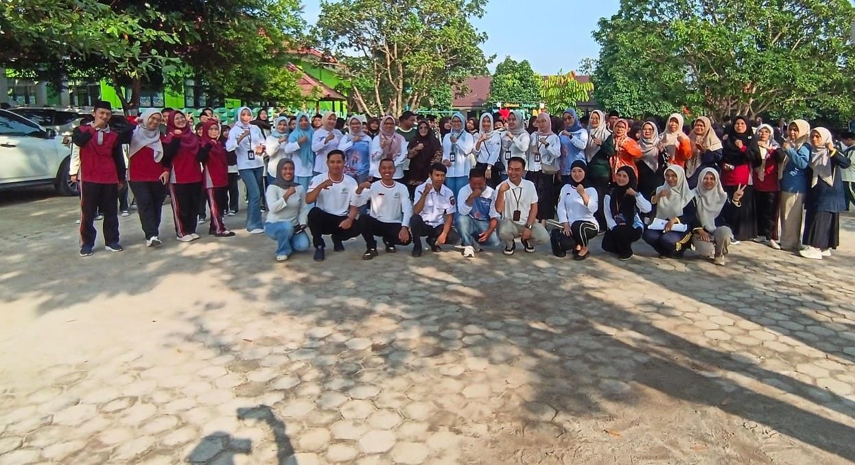 MTsN 1 Lampung Barat Terima Tim Puskesmas Liwa, 236 Siswa Kelas VII Ikuti Cek Kesehatan Gratis