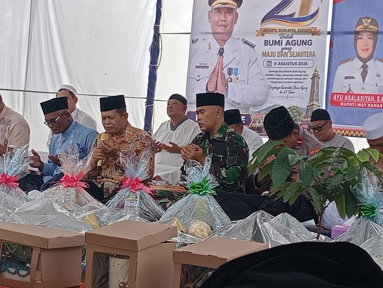 Kepala KUA Bumi Agung Pimpin Doa Istighosah HUT ke-21 Kecamatan Bumi Agung