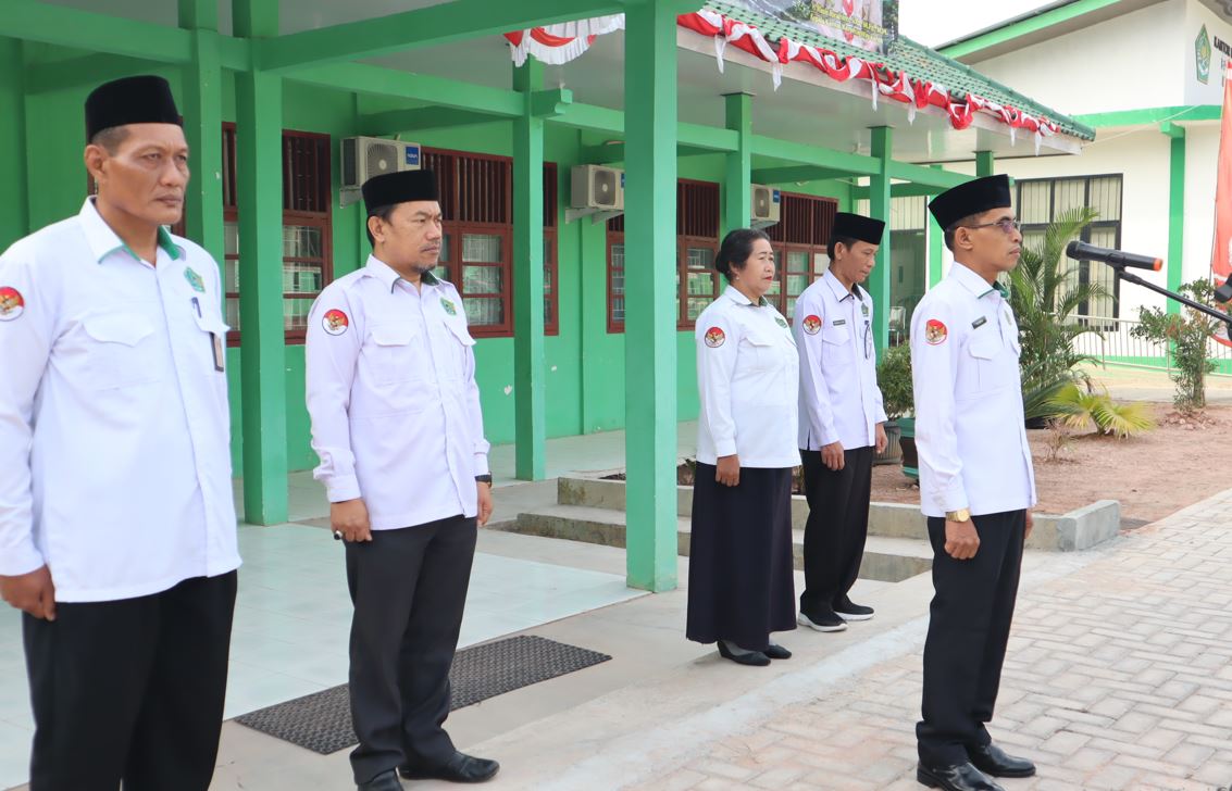 Kasi Bimas Islam Ajak ASN Kemenag Way Kanan Bekerja dengan Niat, Syukur, dan Dedikasi