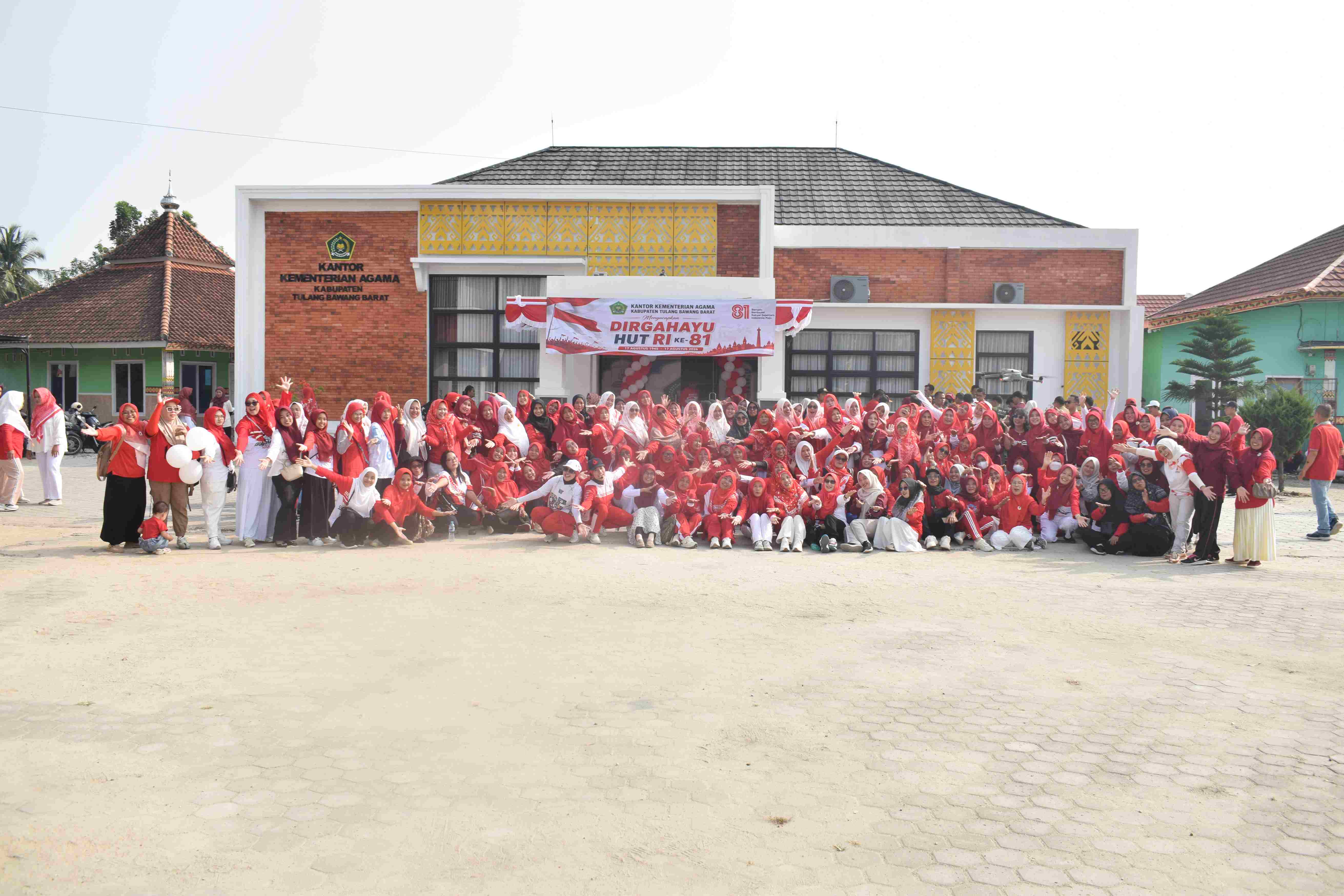 Semarak Kemerdekaan, Kemenag Tubaba Gelar Senam Bersama dan Aneka Lomba