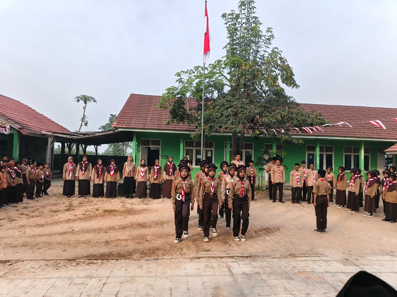 Semarak Hari Pramuka ke-65, MIN 4 Way Kanan Perkuat Nilai Dasa Darma Siswa