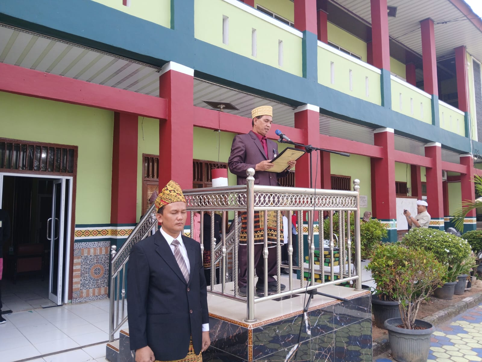 Kemenag Lampung Tengah Kobarkan Semangat Kemerdekaan di Upacara HUT ke-81 RI