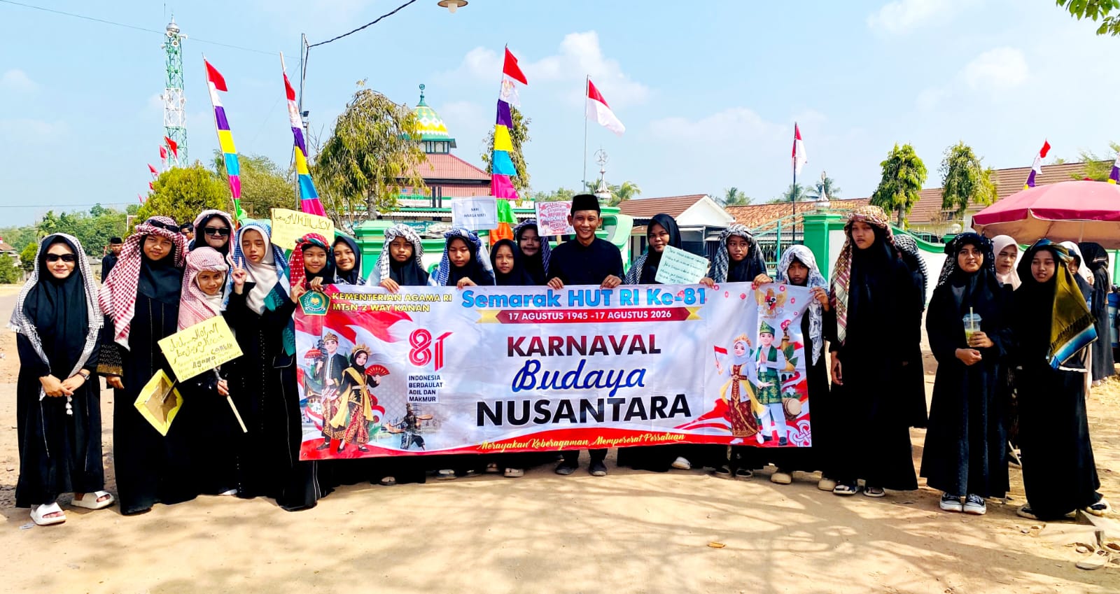 Semarak HUT ke-81 RI, Pawai Budaya di Serupa Indah Hadirkan Warna-Warni Nusantara
