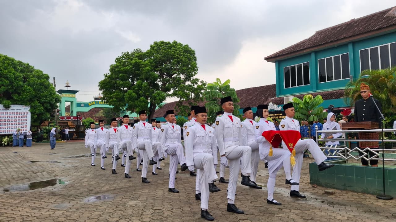 HUT RI ke-81, MAN 1 Bandar Lampung Ajak Siswa Lanjutkan Semangat Juang Para Pahlawan