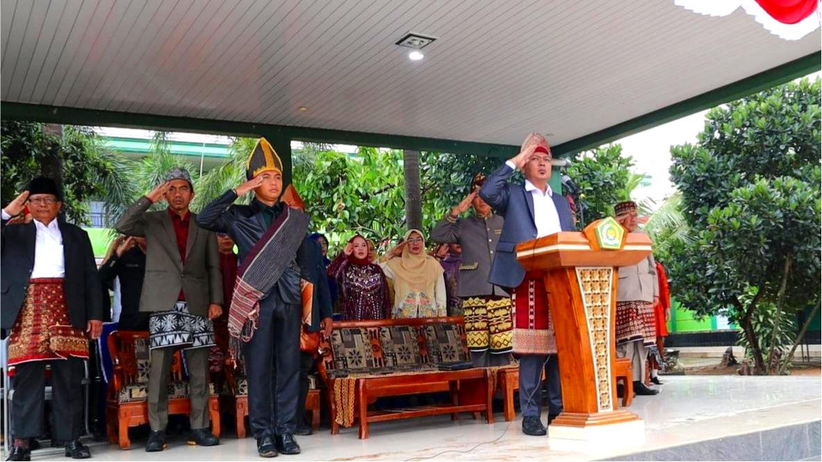 Kemenag Kota Bandar Lampung Gelorakan Nasionalisme lewat Upacara HUT Ke-81 RI