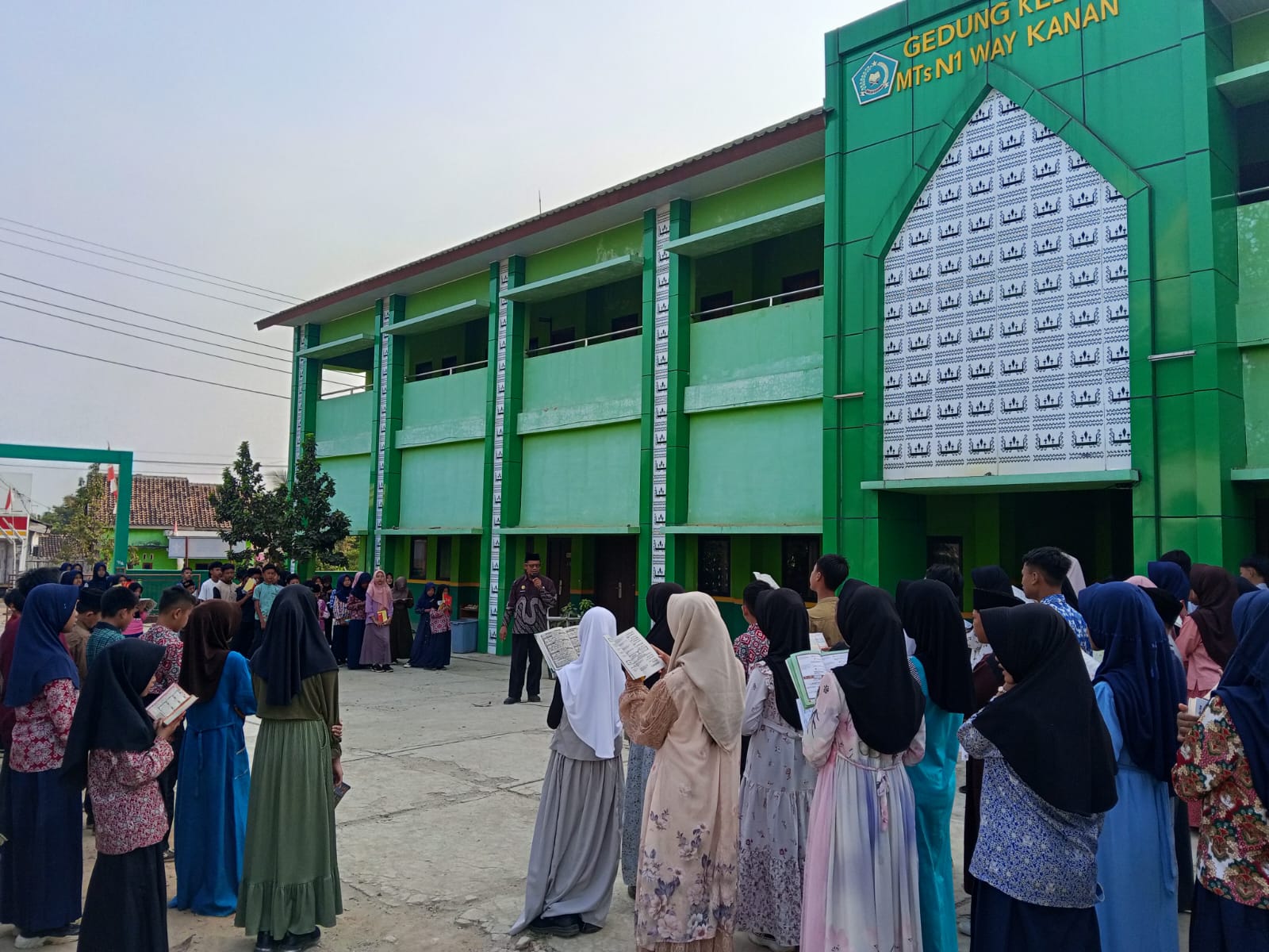 Usai Kemeriahan HUT ke-81 RI, MTsN 1 Way Kanan Kembali Fokus pada KBM