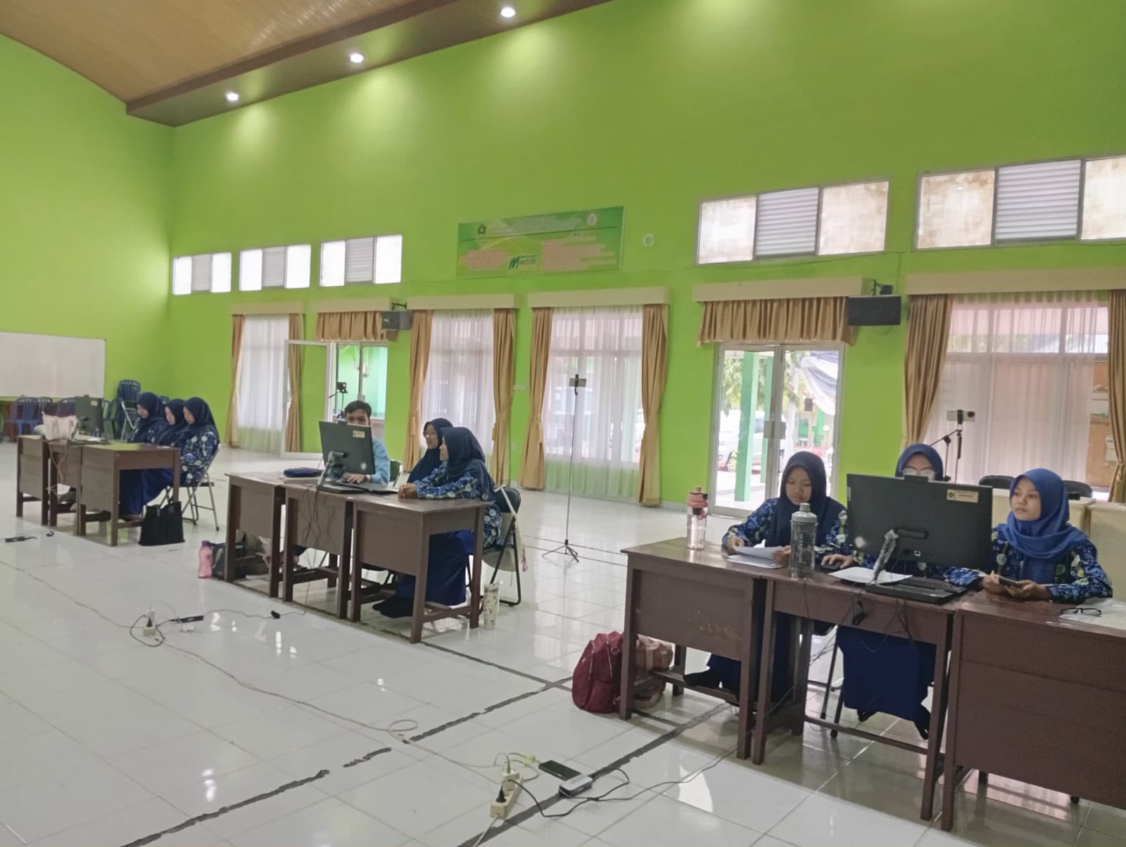 Asah Literasi, Tiga Grup MAN 2 Bandar Lampung Berlaga di Kompetisi Keuangan Syariah OJK