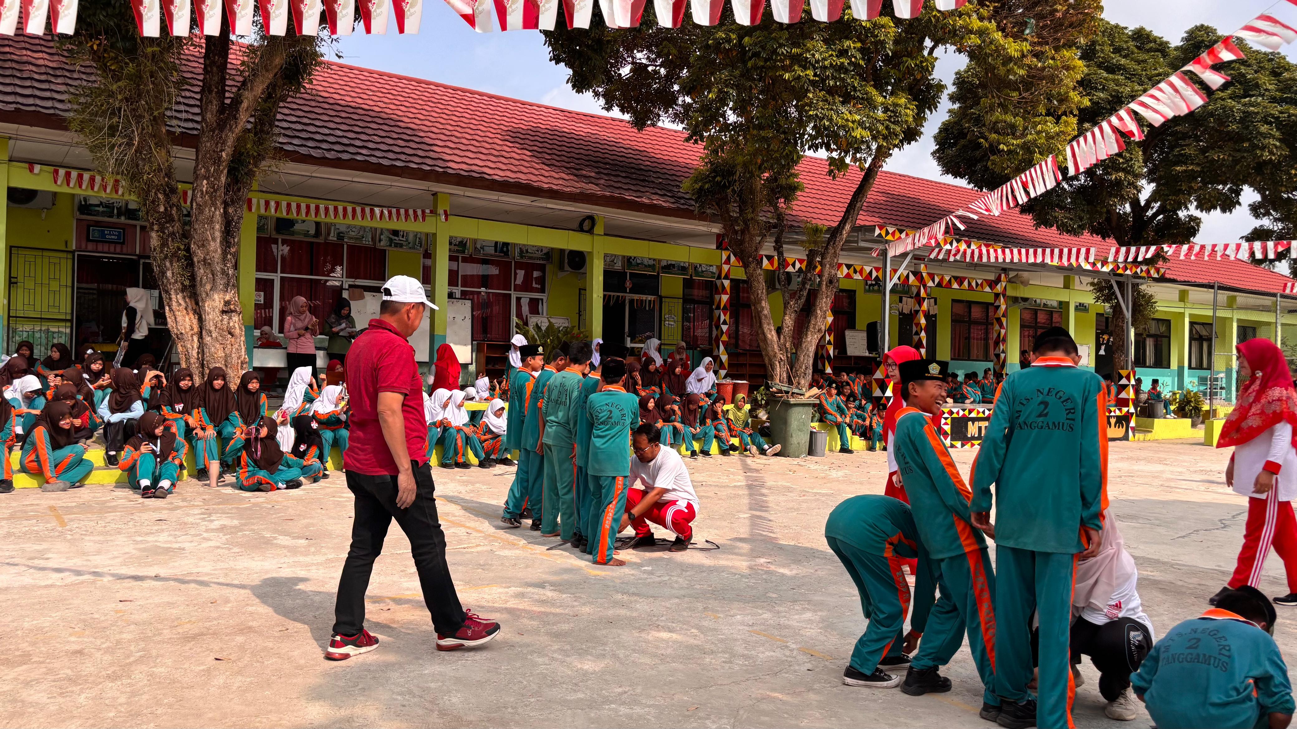 MTsN 2 Tanggamus Gelar Lomba Semarak HUT Kemerdekaan RI ke-81