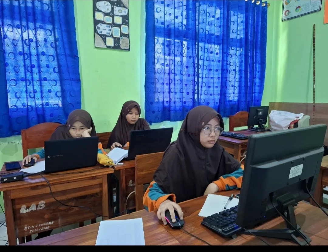 MTsN 2 Tanggamus Ikuti Simulasi Olimpiade Madrasah Indonesia