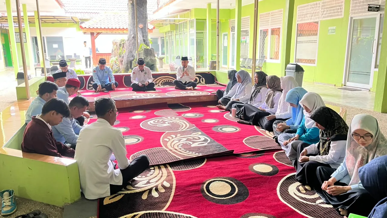 Kemenag Lampung Utara Mulai Pengajian Bulanan, Aprizandi Ajak ASN Bangun Kebiasaan Positif