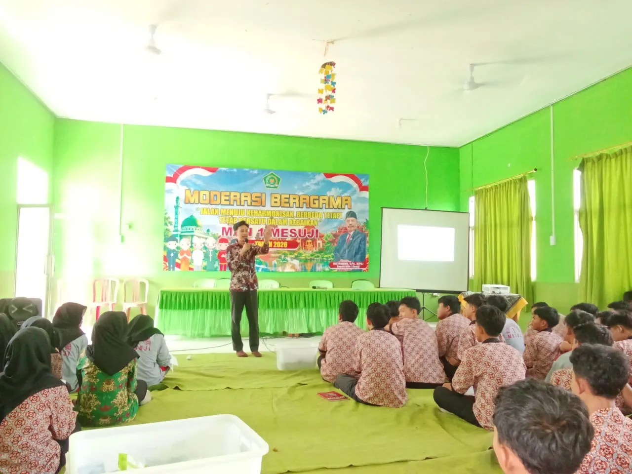 Kenalkan Kekayaan Nusantara, Yuli Kristian Paparkan Materi Tradisi dan Budaya Indonesia dalam Kegiatan Moderasi Beragama