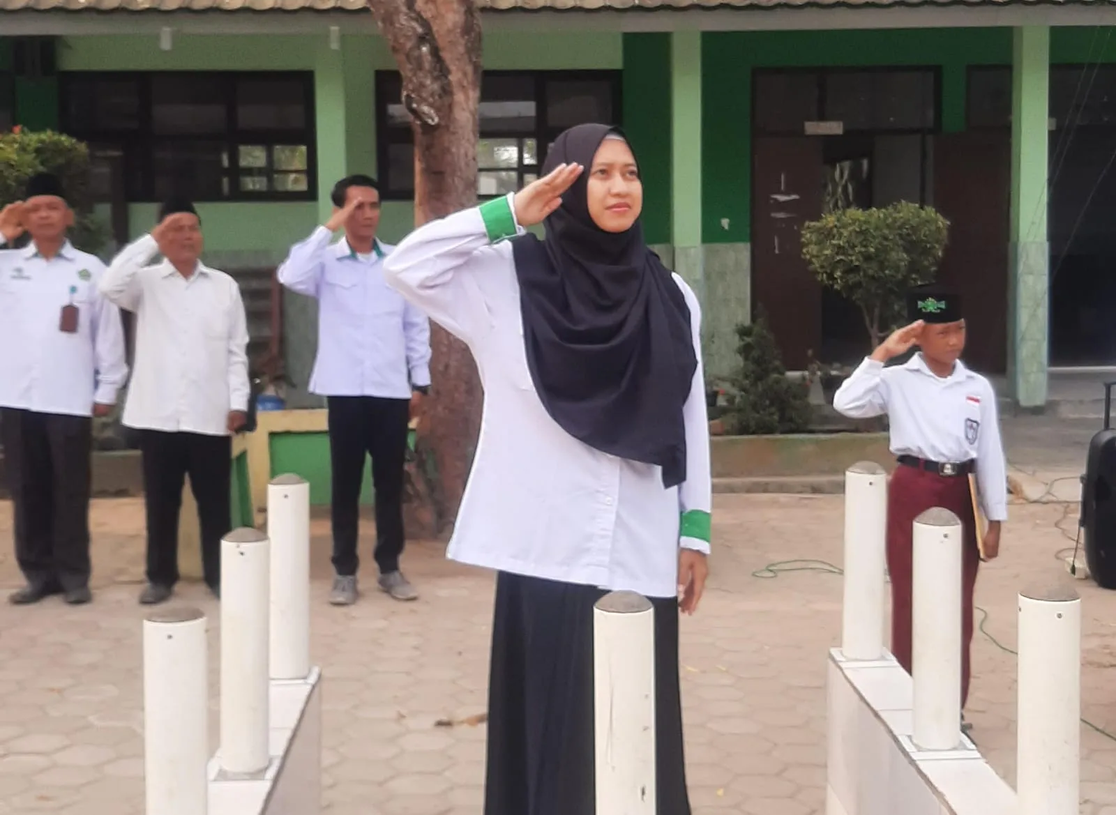 Upacara Bendera MIN 3 Way Kanan, Gunik Septiani Sampaikan Tiga Pesan Penting bagi Peserta Didik