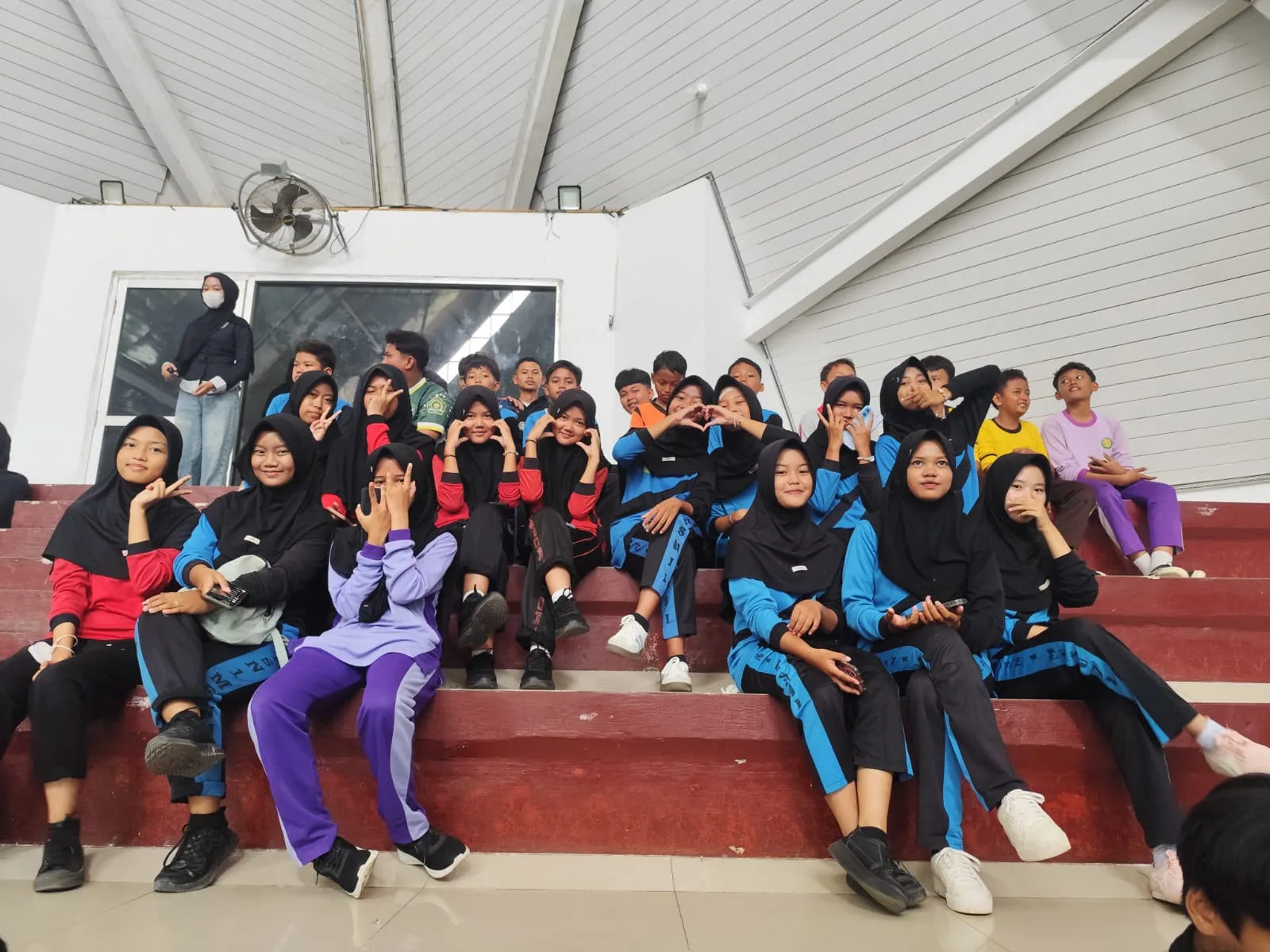 Tim Robotik MTsN 1 Mesuji Ikuti Pembukaan Innovation 4 Force International Batch 2