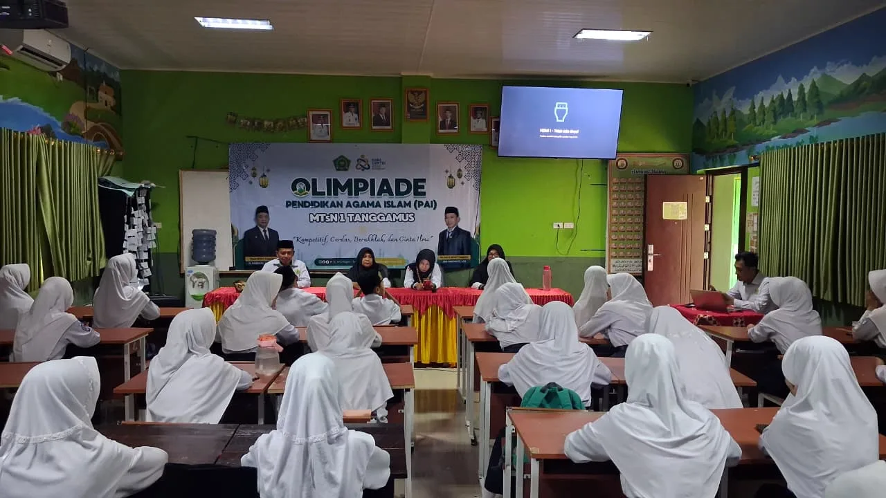 Semarak Hari Santri Nasional 2026, MTsN 1 Tanggamus Gelar Olimpiade PAI