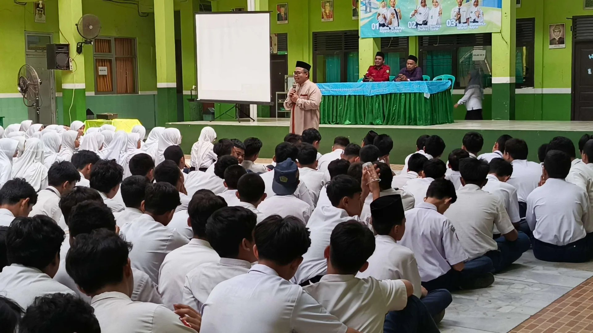 Antusias dan Interaktif, Sosialisasi SMA Al Quran Malahayati Buka Wawasan Pendidikan Siswa MTsN 1 Bandar Lampung