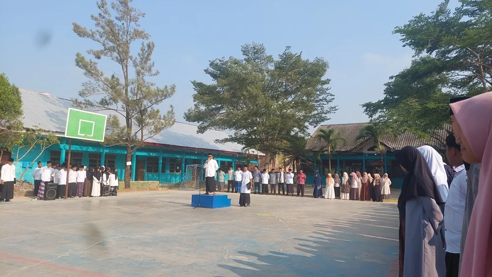 Pimpin Upacara Hari Santri, Rohim Sidiq Tekankan Kesederhanaan dan Prestasi