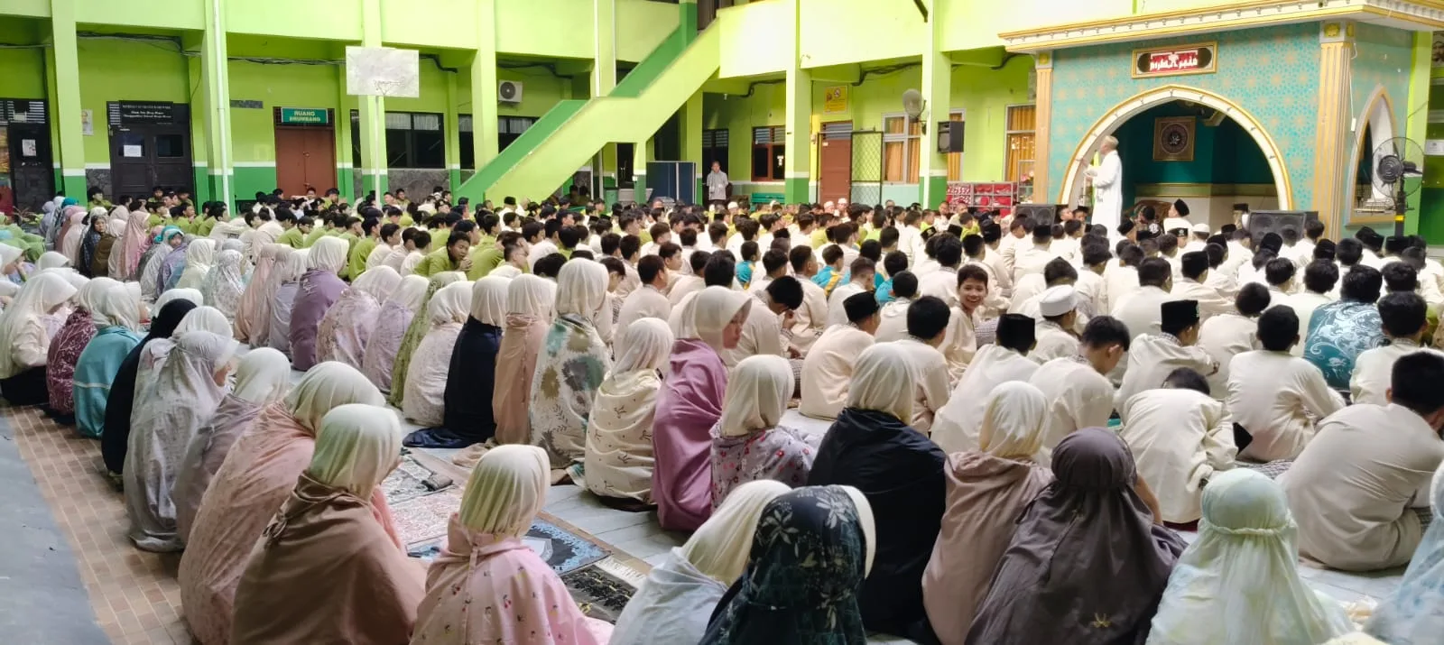 Mengetuk Pintu Langit, MTsN 1 Bandar Lampung Gelar Salat Istisqa