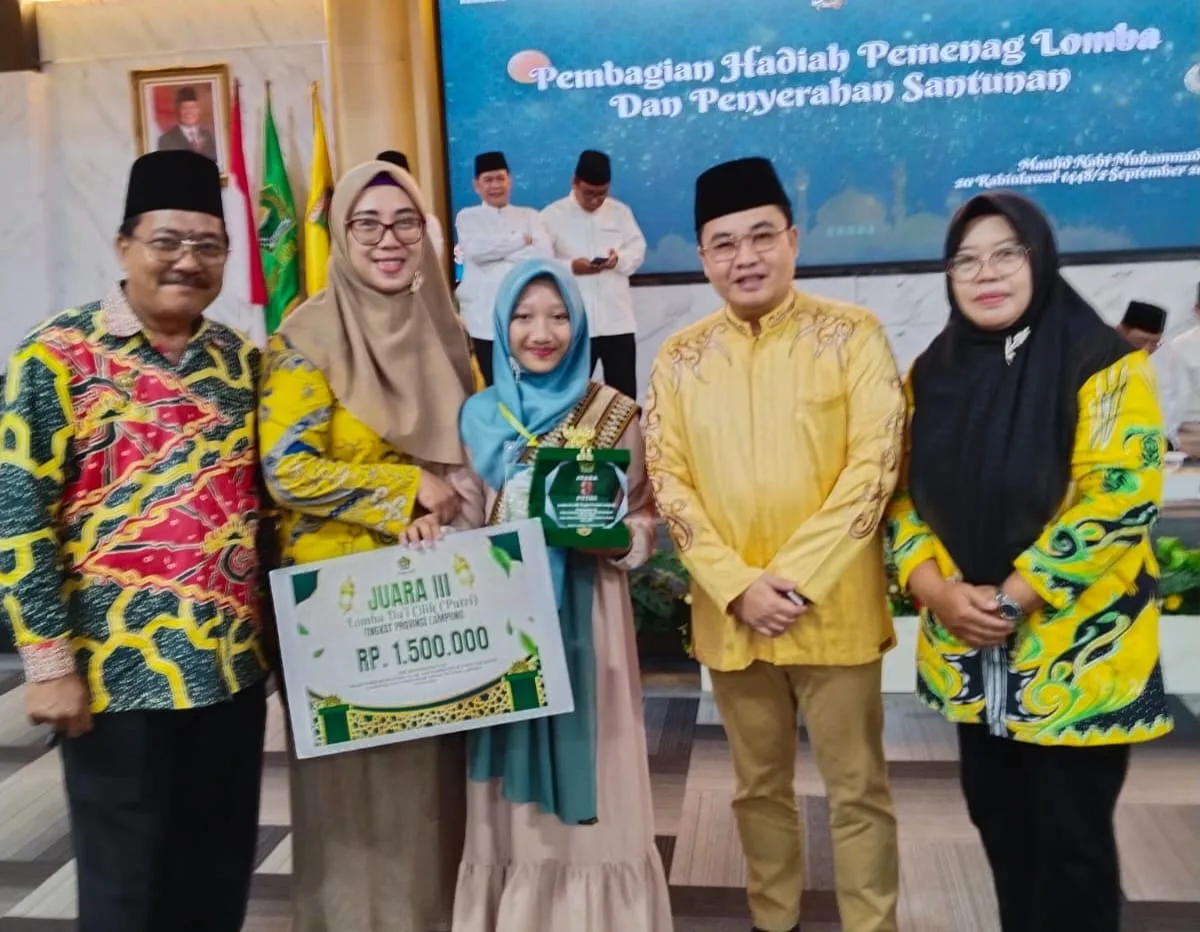 Siswi MIN 1Tulang Bawang Barat Raih Juara  Lomba Dai Cilik