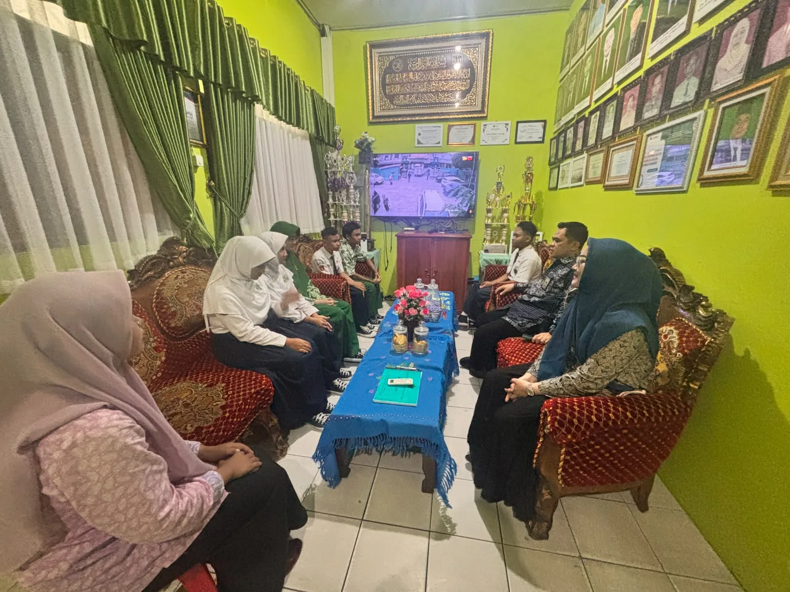 Siap Berlaga di Yogyakarta, Kepala MTsN 1 Bandar Lampung Bekali Siswa dengan Pesan dan Motivasi