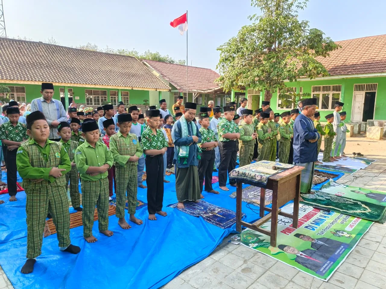 Ikhtiar Batin Tembus Langit, MIN 4 Way Kanan Kompak Gelar Sholat Istisqo
