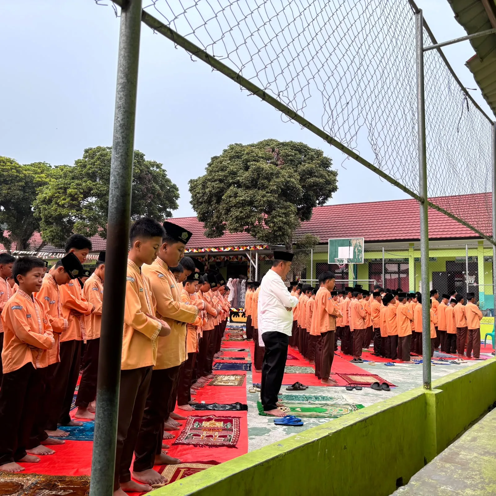 Memohon Hujan Penuh Berkah, MTsN 2 Tanggamus Gelar Salat Istisqa