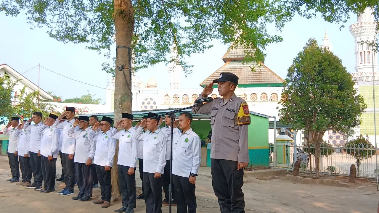 Polsek Kasui Hadir di MTsN 1 Way Kanan, Aipda Adri Chandra Ajak Siswa Tingkatkan Prestasi dan Stop Bullying