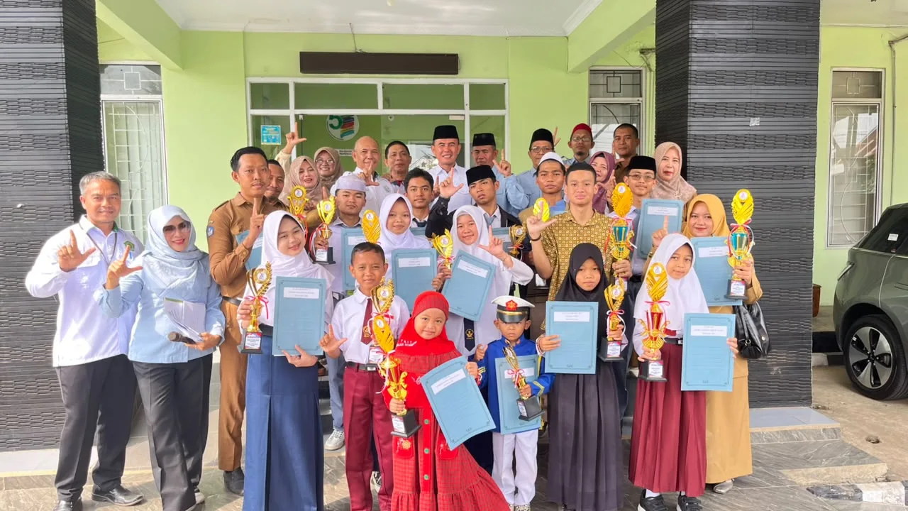 Raih Prestasi di Pentas PAI Provinsi, Peserta Lampung Utara Terima Piagam dan Piala