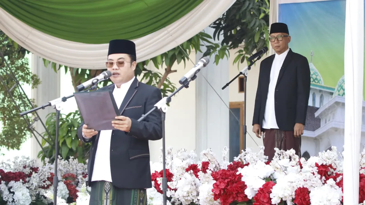 Gubernur Lampung Pimpin Upacara Hari Santri Provinsi Lampung 2026, Ajak Santri Wujudkan Indonesia Emas