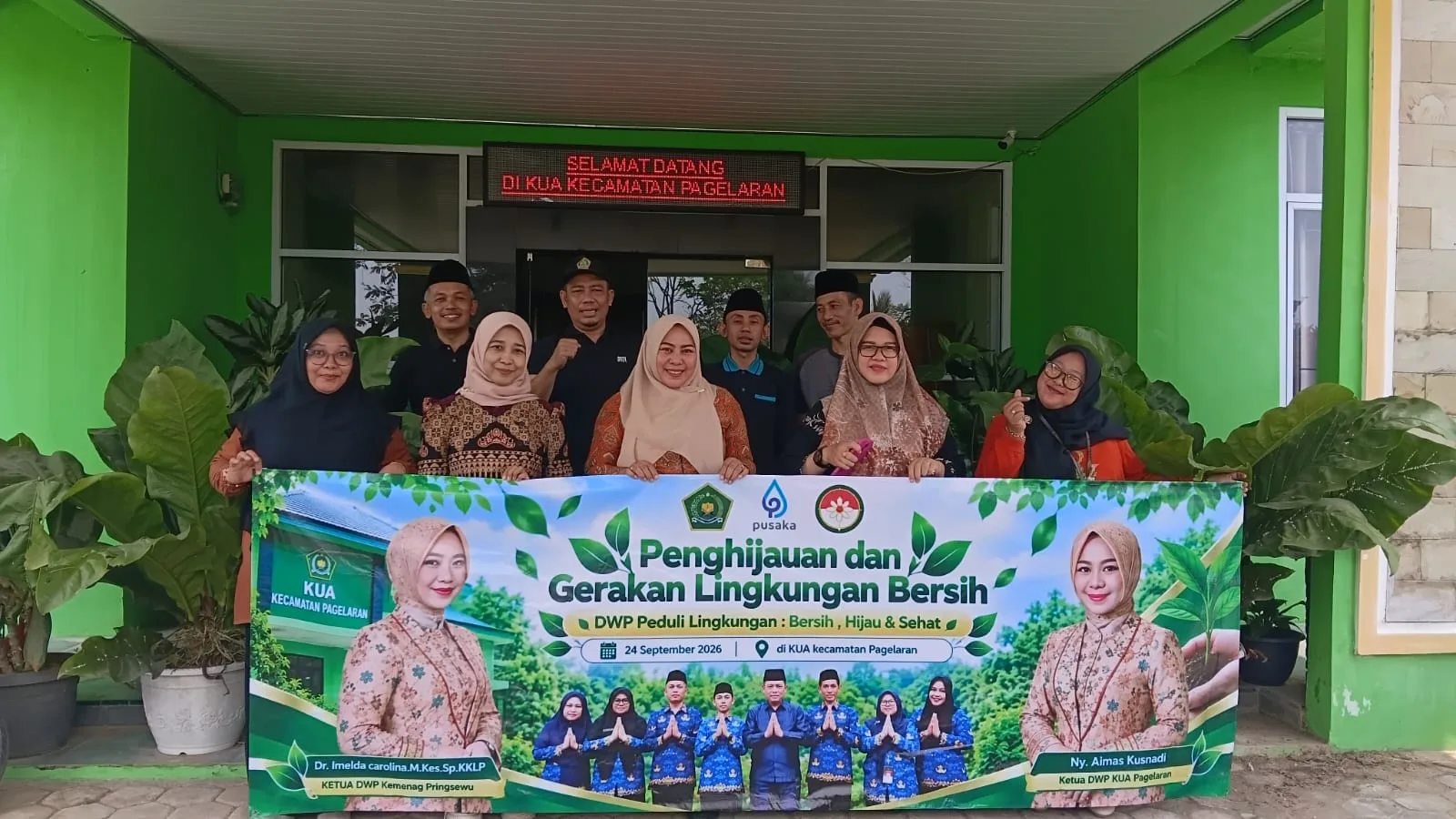 DWP Kemenag Pringsewu Dukung Penghijauan dan Gerakan Lingkungan Bersih di KUA Pagelaran