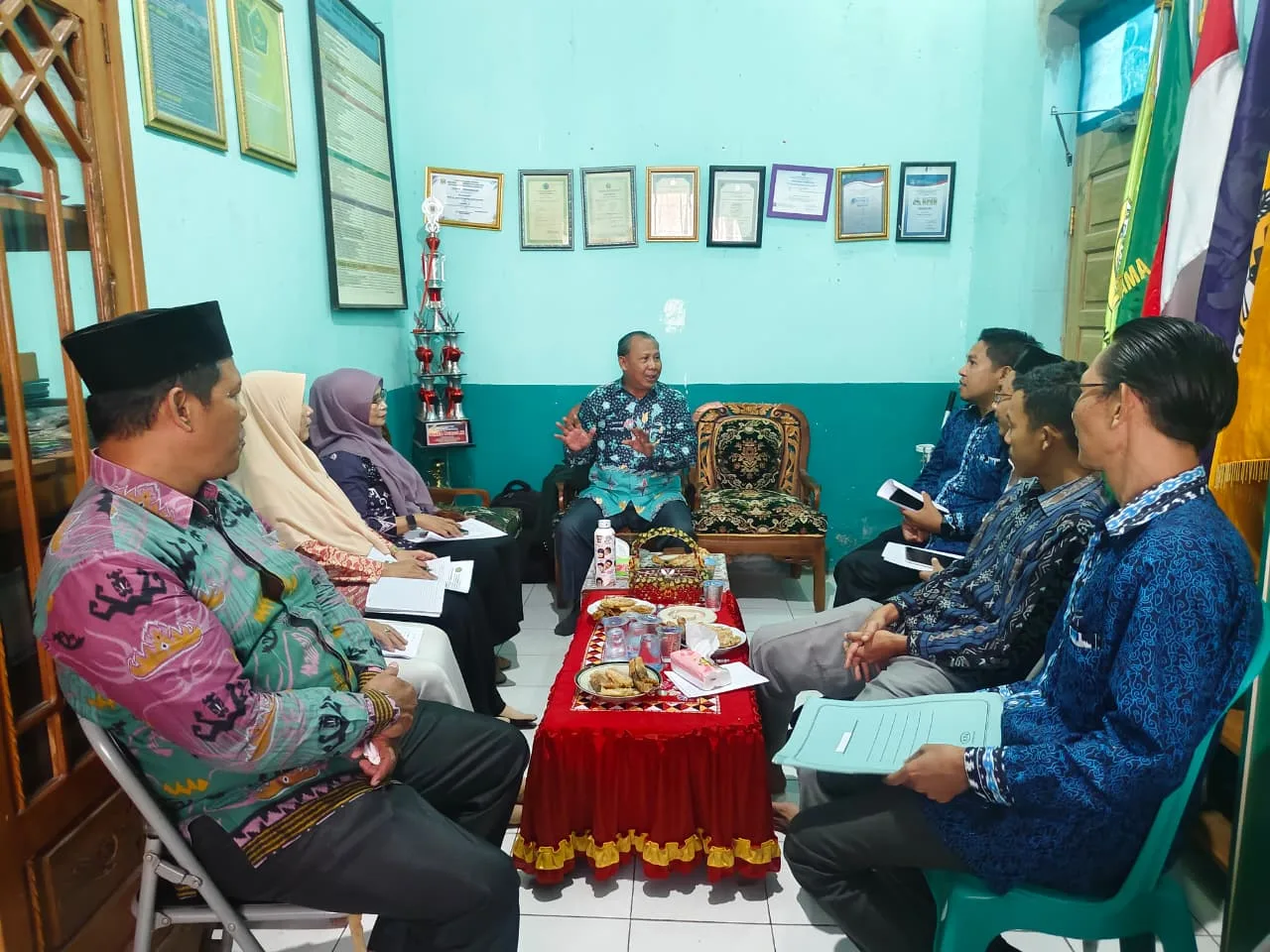 Setyo Riadi Matangkan Persiapan MTs Al Khairiyah Talangpadang Hadapi Akreditasi