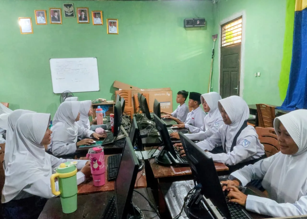 Tingkatkan Kesiapan Kompetisi, MTsN 1 Tanggamus Laksanakan Simulasi dan Tryout KOMPAC 2026